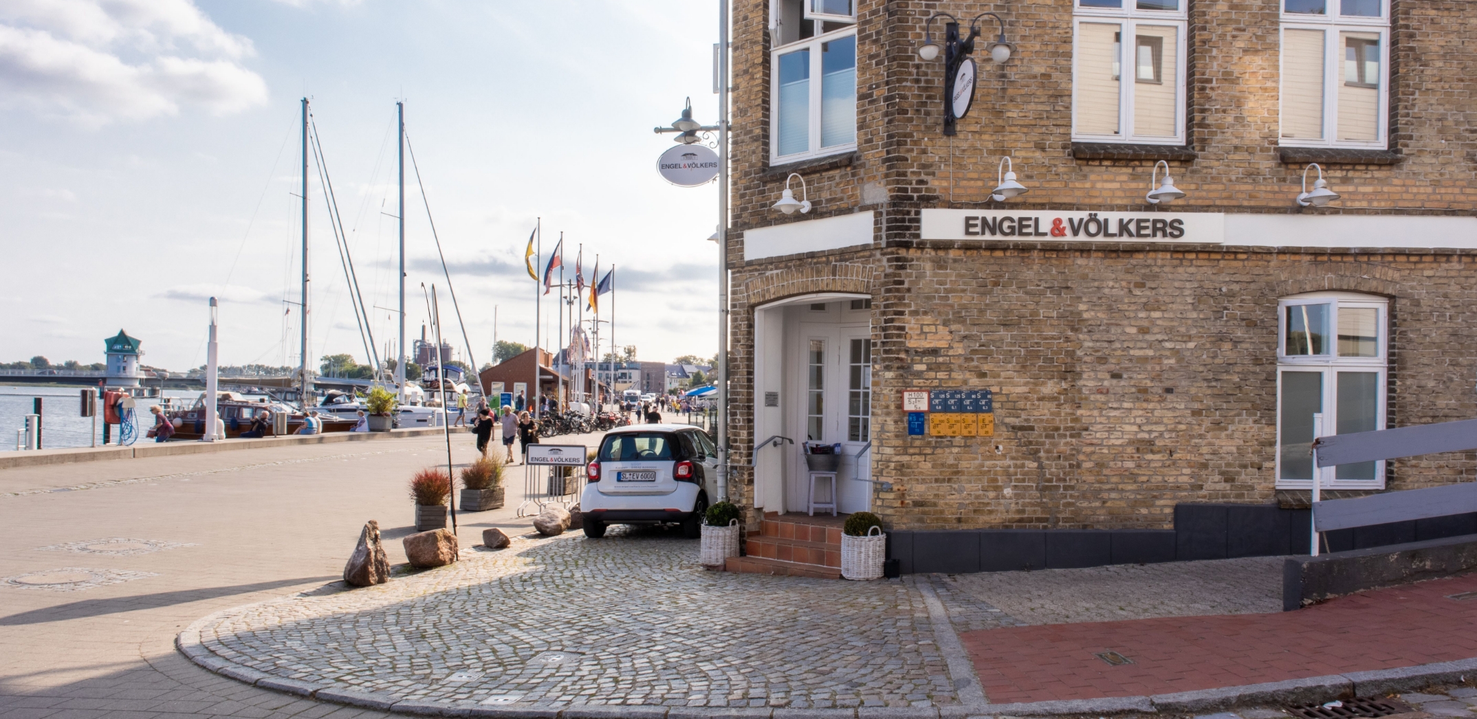 Engel & Völkers Shop